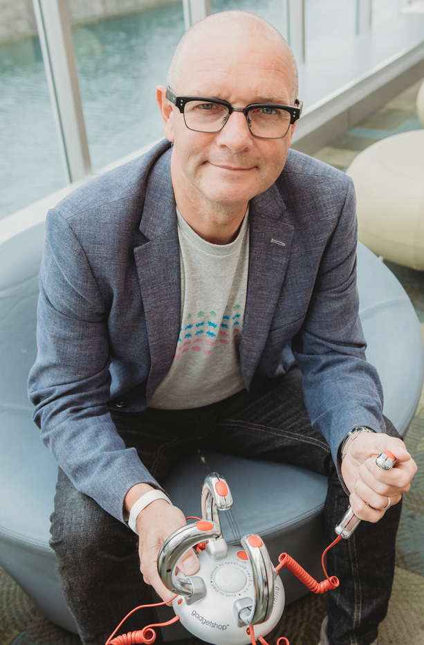 Retail pundit returns to his roots to back shopping centre competition