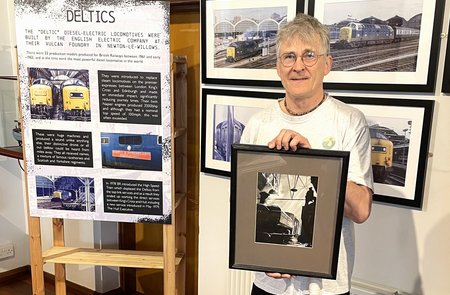 Triple trawler tribute artwork makes first appearance in Hull as part of “Relics and Rails” industrial heritage exhibition