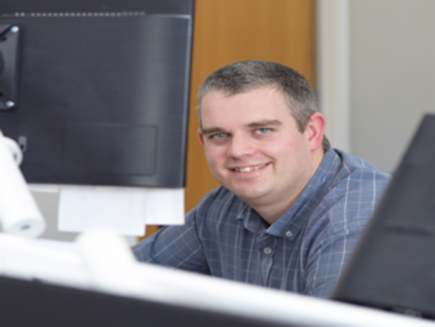 Ian Brodie of DAN Shipping Promoted to Fellow by the Institute of Chartered Shipbrokers