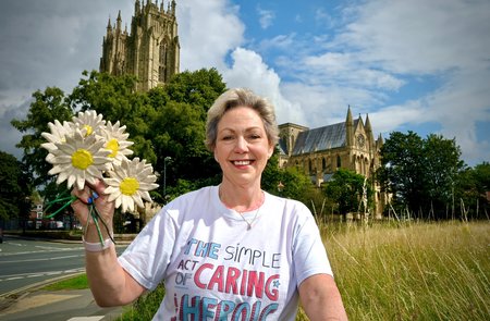 Beverley Minster daisies back on the market for final fundraising push