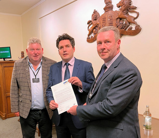 Chamber presents letter to Rail Minister in Commons appealing for direct trains from Cleethorpes to London