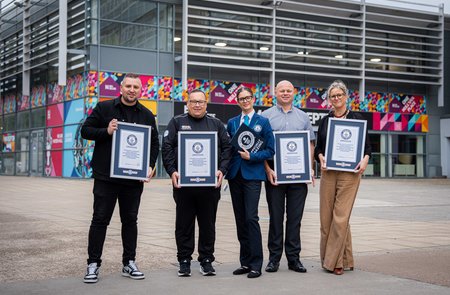 Hull College, Smith + Nephew, Think Cloud, and Think Mental Health Set New GUINNESS WORLD RECORDS™ Title