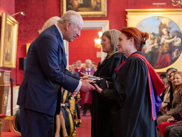 Royal Seal of Approval for Hull College