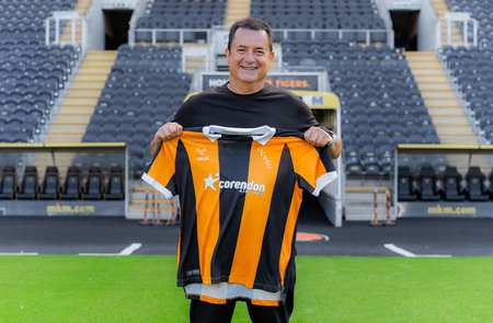 Corendon Airlines Renews Hull City Sponsorship