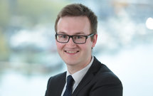 Ensuring support and advice considers long-term solutions following brain injuries