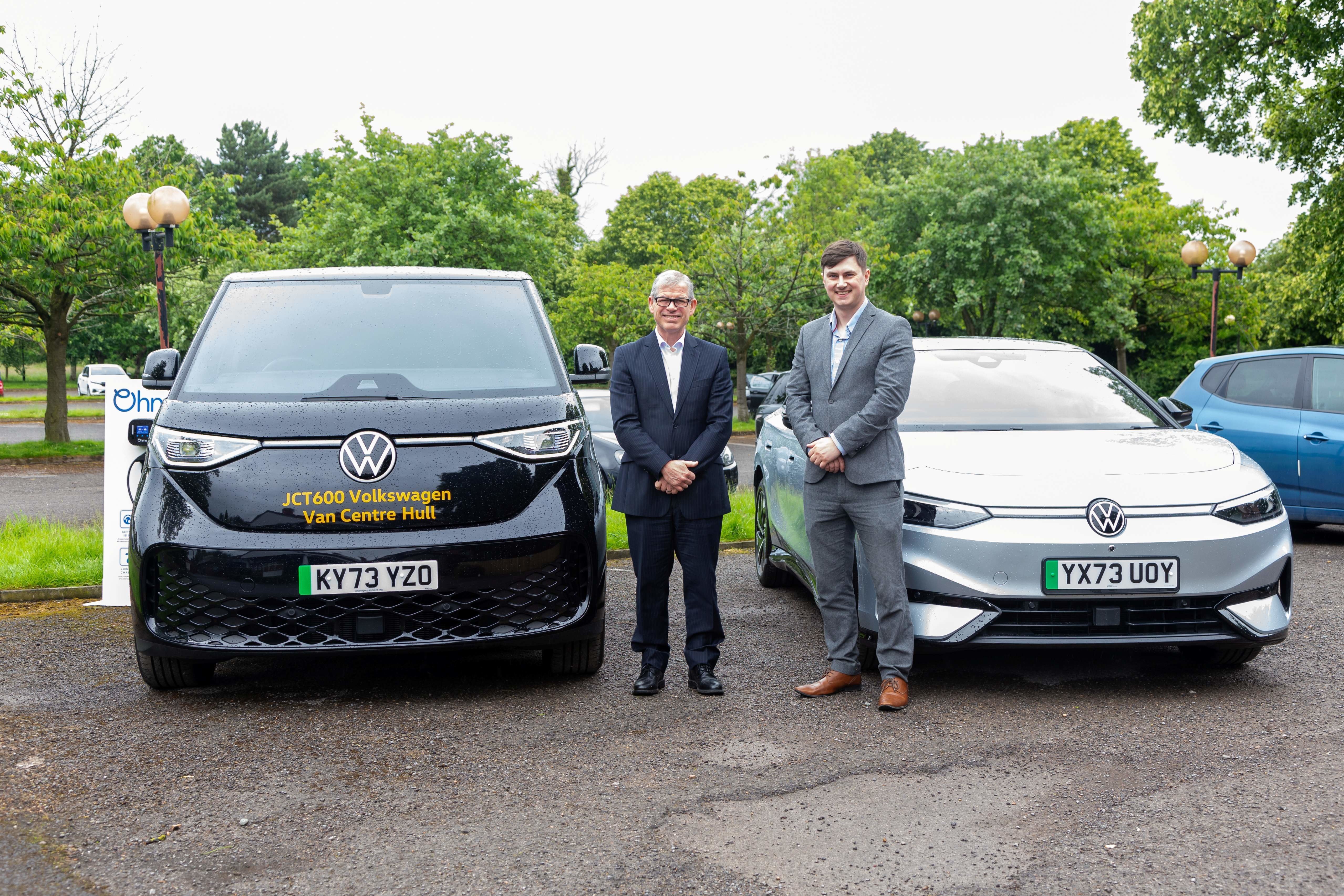 Hull Chamber Expo - Book Motor Stand